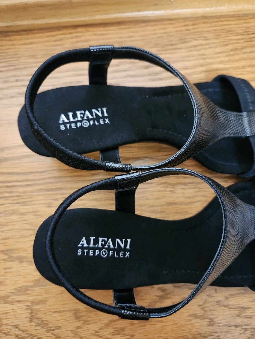 ⬇️-Reduced-Alfani Womens Step Flex Size 7.5 Dress Sandals - Picture 4 of 4